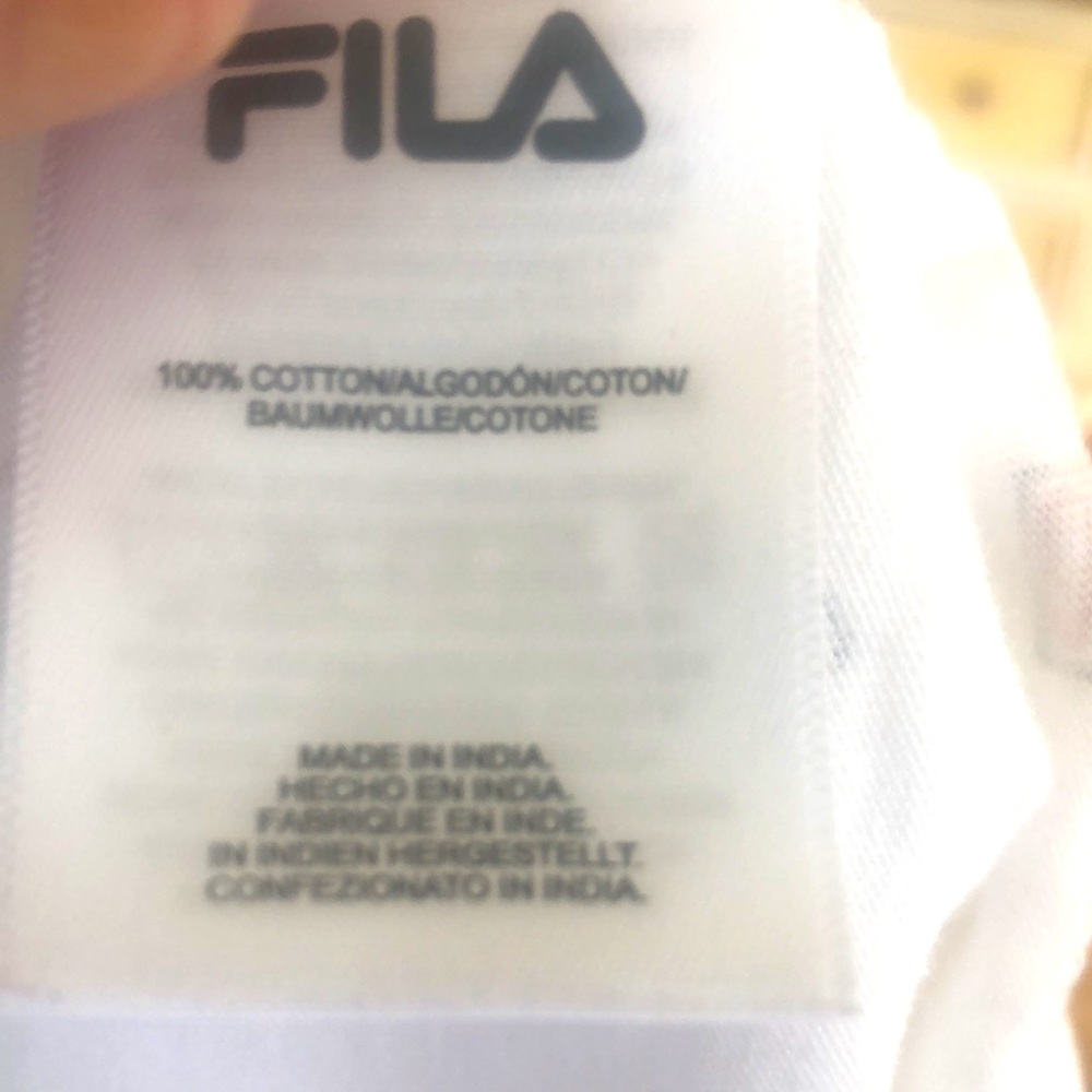 Vintage FIla Logo Print w/Woven Embroidered Logo. - Picture 9 of 10